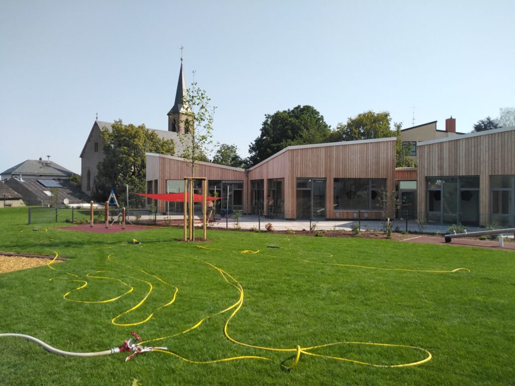 Pflege von Rasenflächen